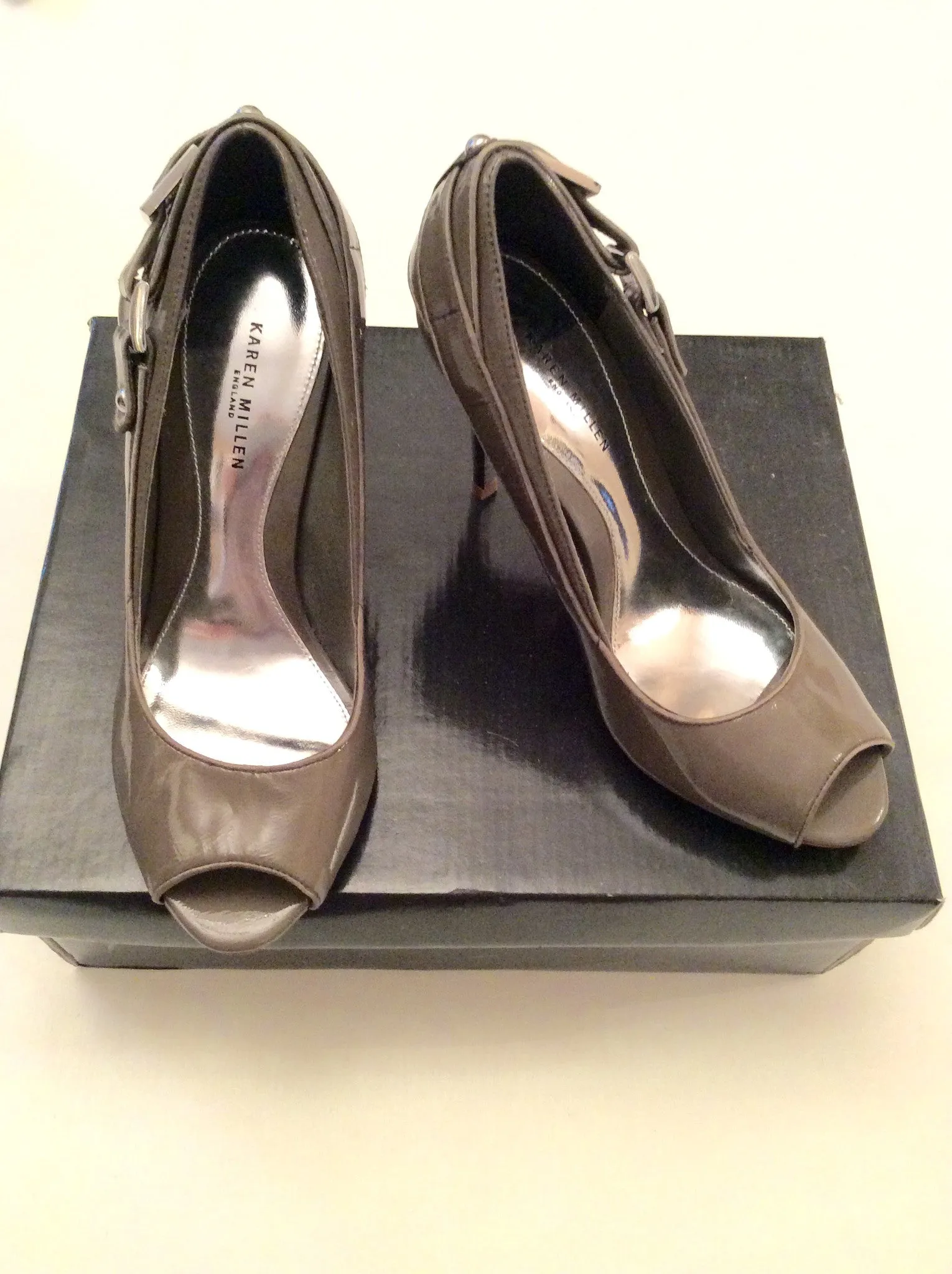 Brand New Karen Millen Taupe Peeptoe Leather Heels Size 4/37