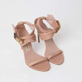 Burbery nude suede