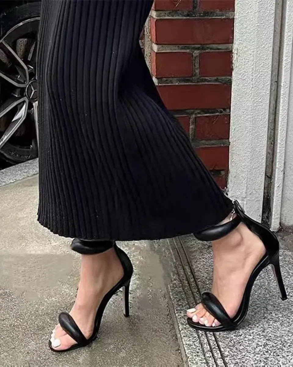Clémence – Stiletto design – Puffy ankle strap heels