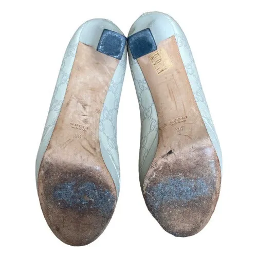 GUCCI Off White Guccissima Leather Horsebit Peep Toe Platform Pumps, Size 39