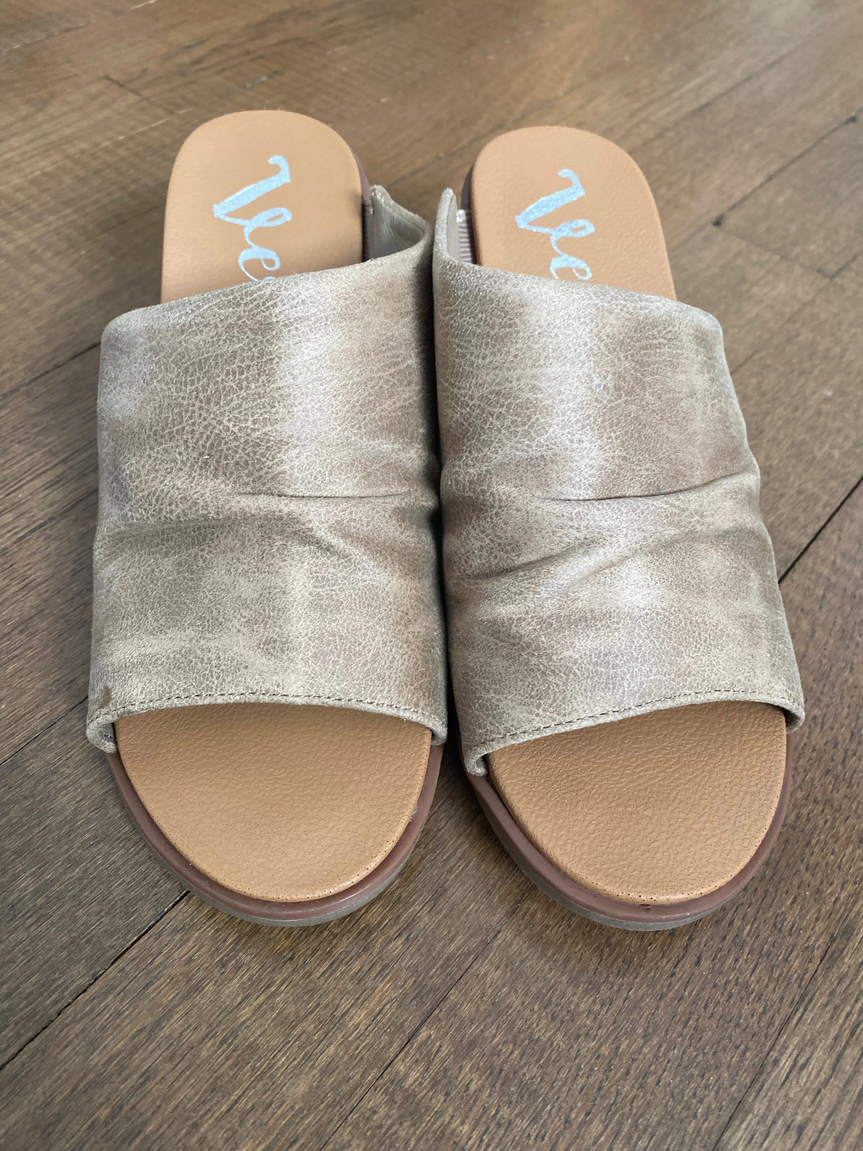 Gypsy Jazz Savannah Taupe Heels
