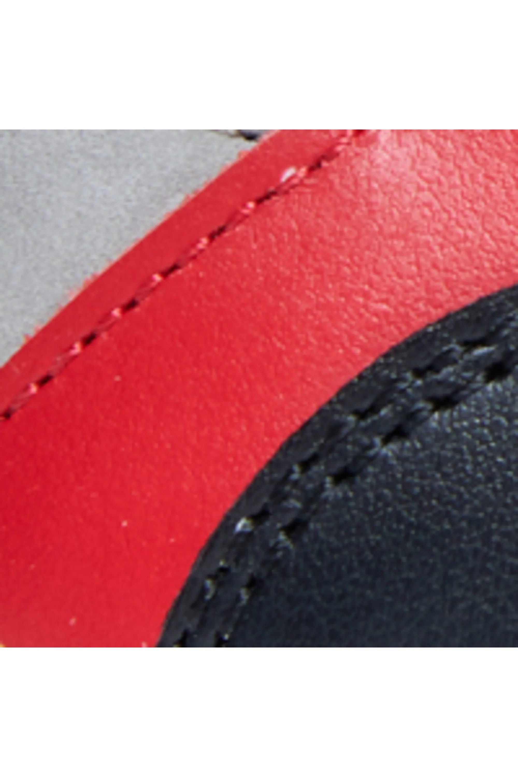 High top sneakers with logo Icon