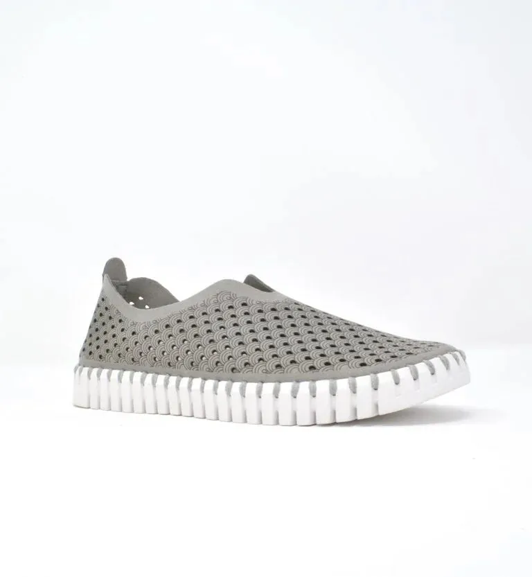 Ilse Jacobsen Summer Walking Shoe