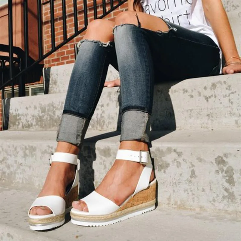 Women Chunky Strappy Adjustable Buckle Wedge Sandals