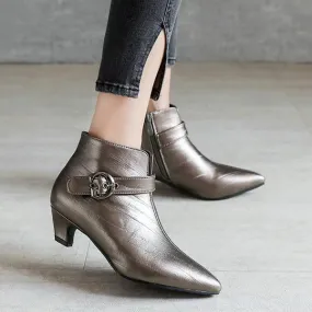 Women's Fashionable Belt Buckle Pointed Toe Short Boots 42251289S