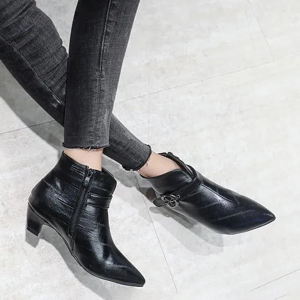 Women's Fashionable Belt Buckle Pointed Toe Short Boots 42251289S