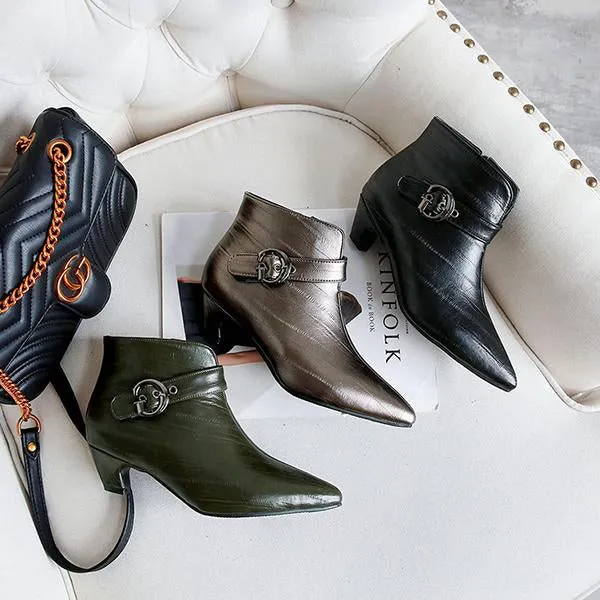 Women's Fashionable Belt Buckle Pointed Toe Short Boots 42251289S
